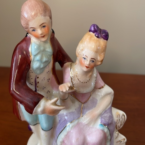 Vintage Coventry Made In USA Porcelain Figurine 5017B Colonial Couple - Picture 5 of 9